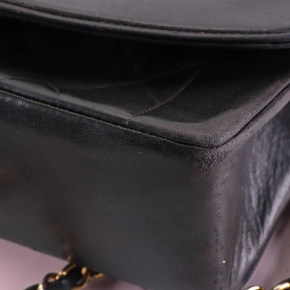 Chanel Vintage Black Quilted Lambskin Diana Flap Bag - Picture 7 of 10